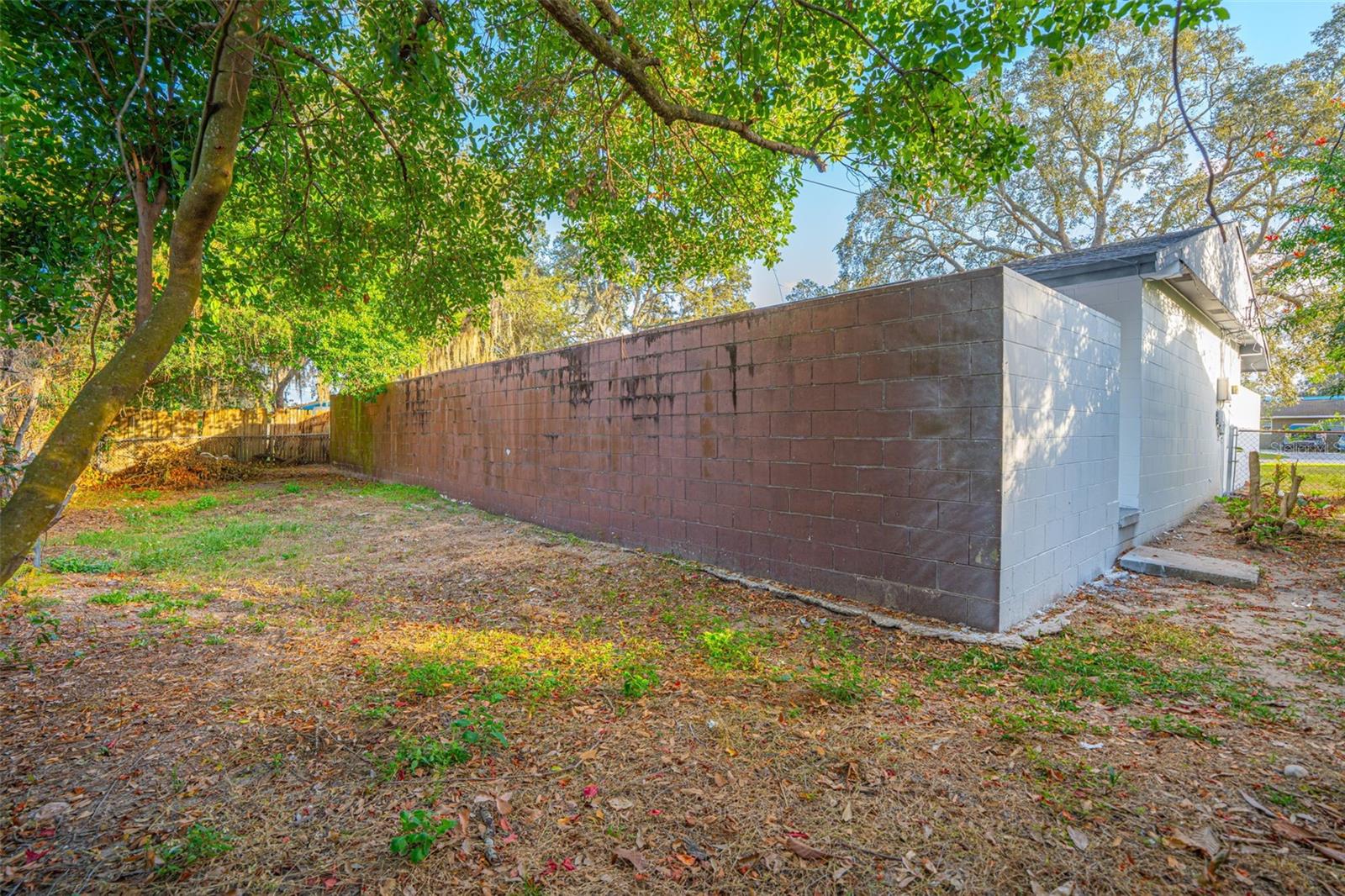 ROBINSWOOD HEIGHTS 1ST ADD - Residential