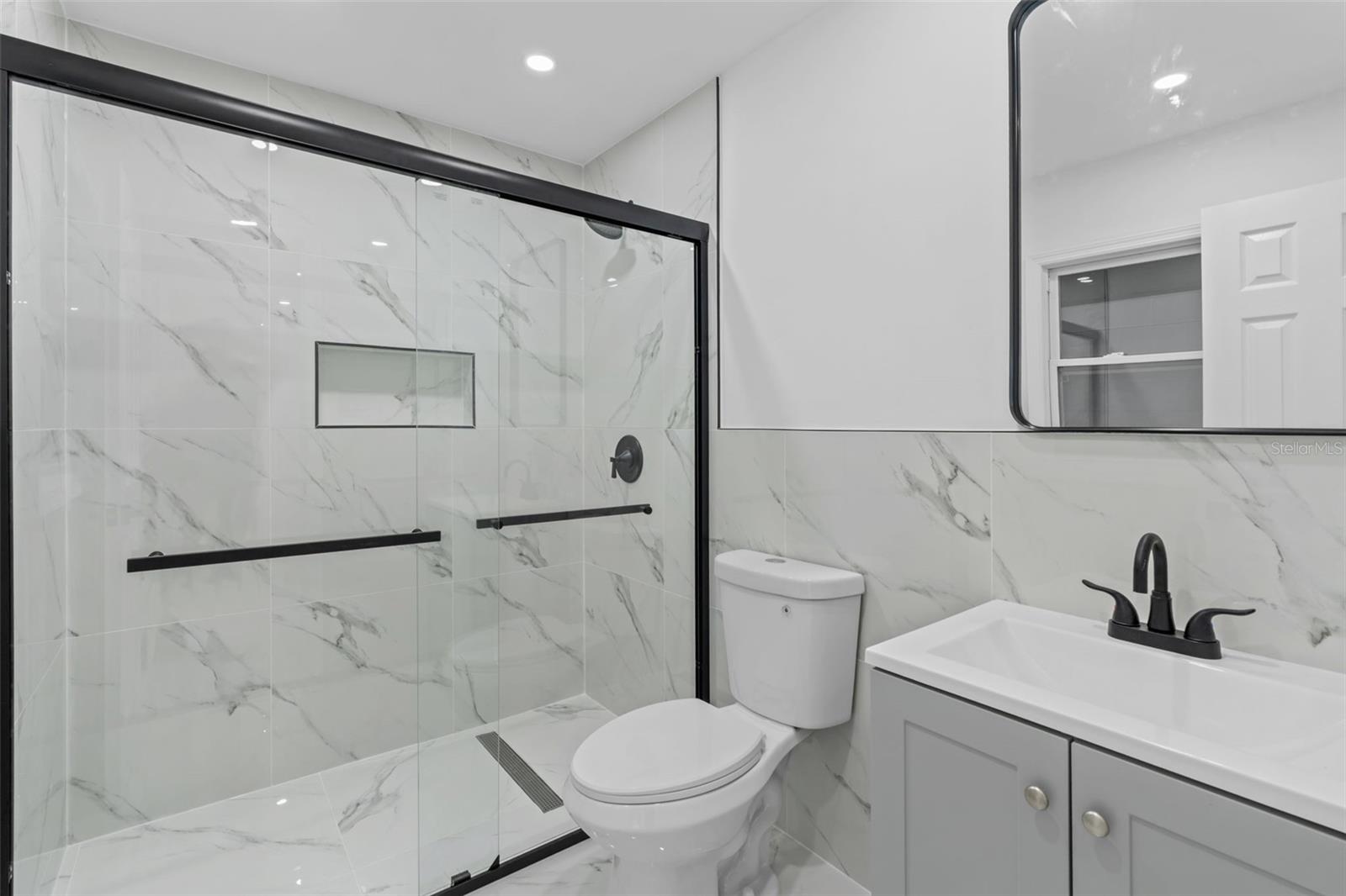 ROBINSWOOD HEIGHTS 1ST ADD - Residential