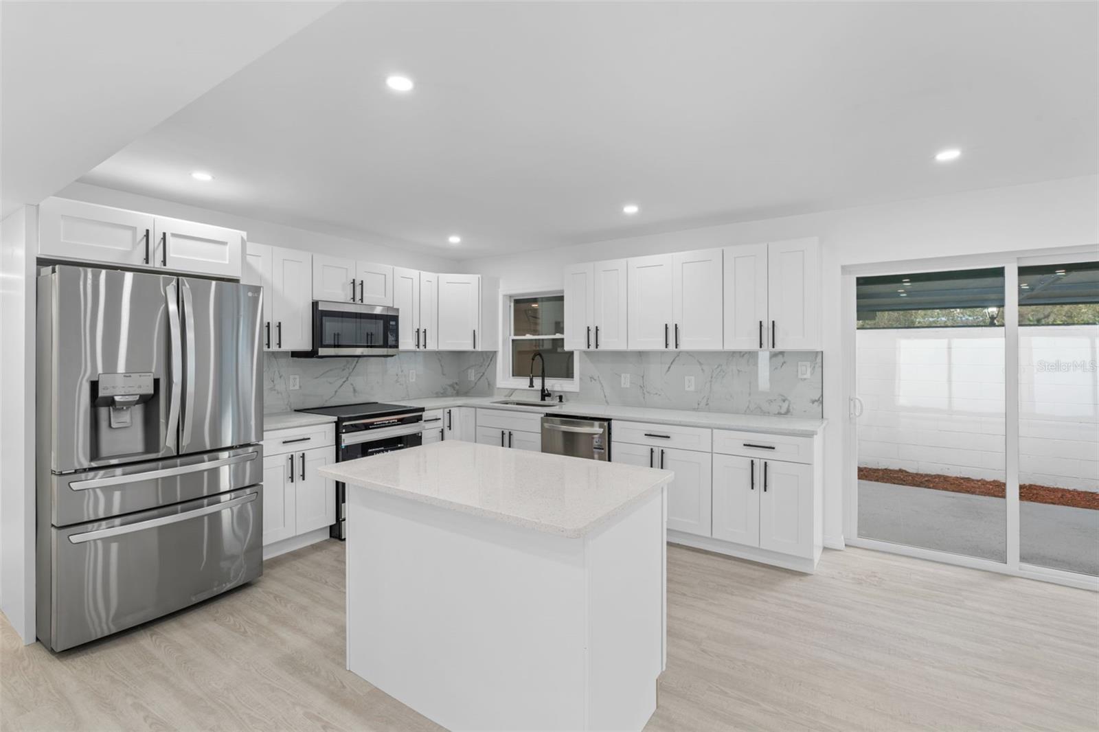 ROBINSWOOD HEIGHTS 1ST ADD - Residential