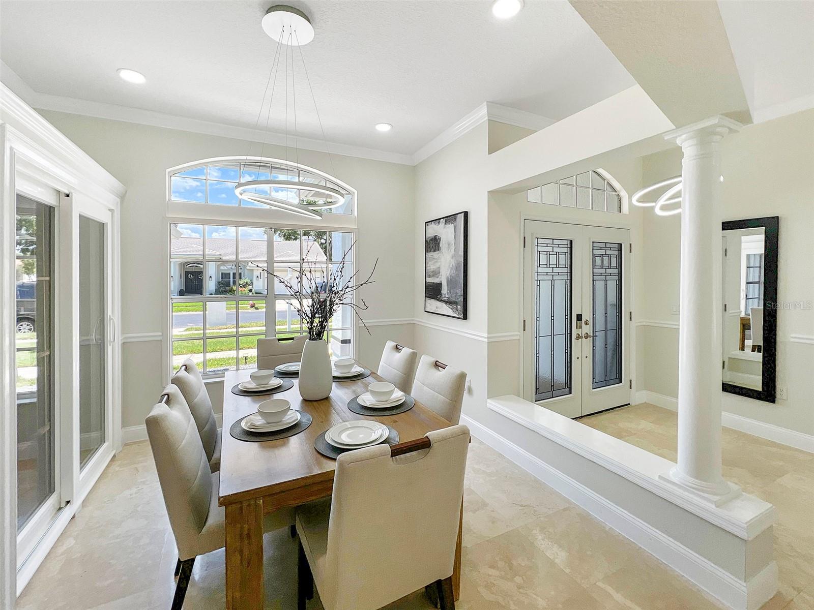 1123 HOUNDS RUN