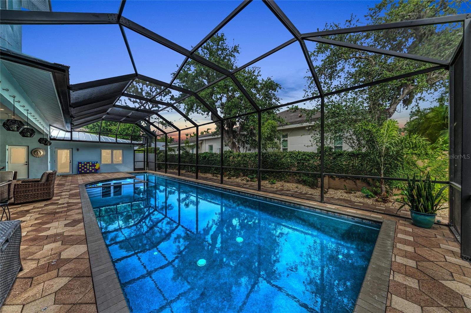 4153 CAMINO REAL