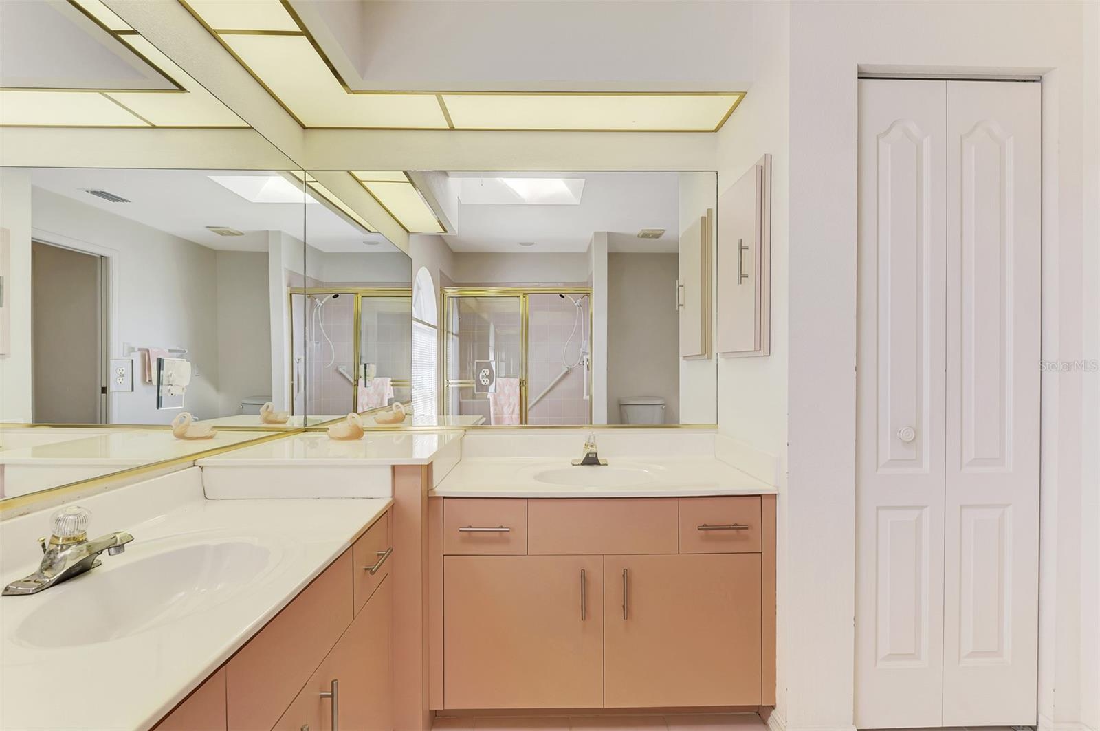 GULF VIEW ESTATES - Residential