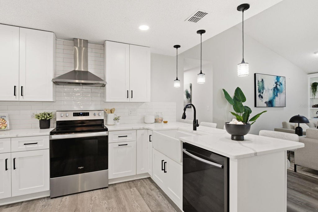 Photo of 2767 Vanessa Lane, Palm Harbor, FL 34684 (MLS # TB8520620)