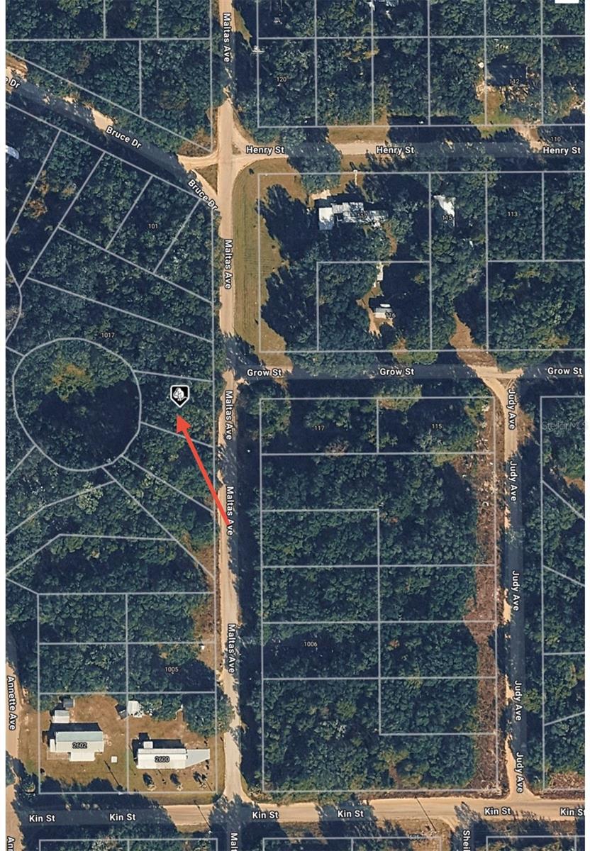 INTERLACHEN LAKES ESTATES - Land