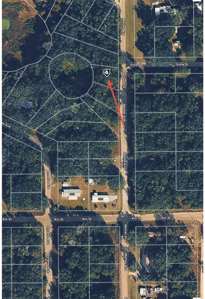 INTERLACHEN LAKES ESTATES - Land