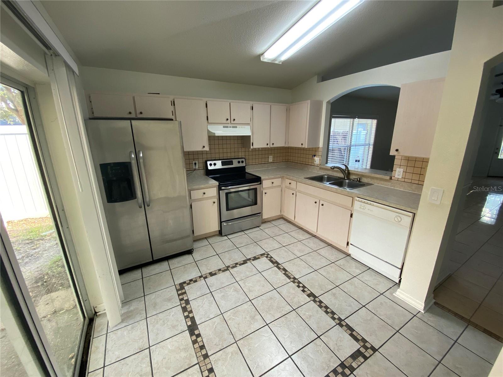 PARKWAY CENTER SINGLE FAMILY P - Residential Lease