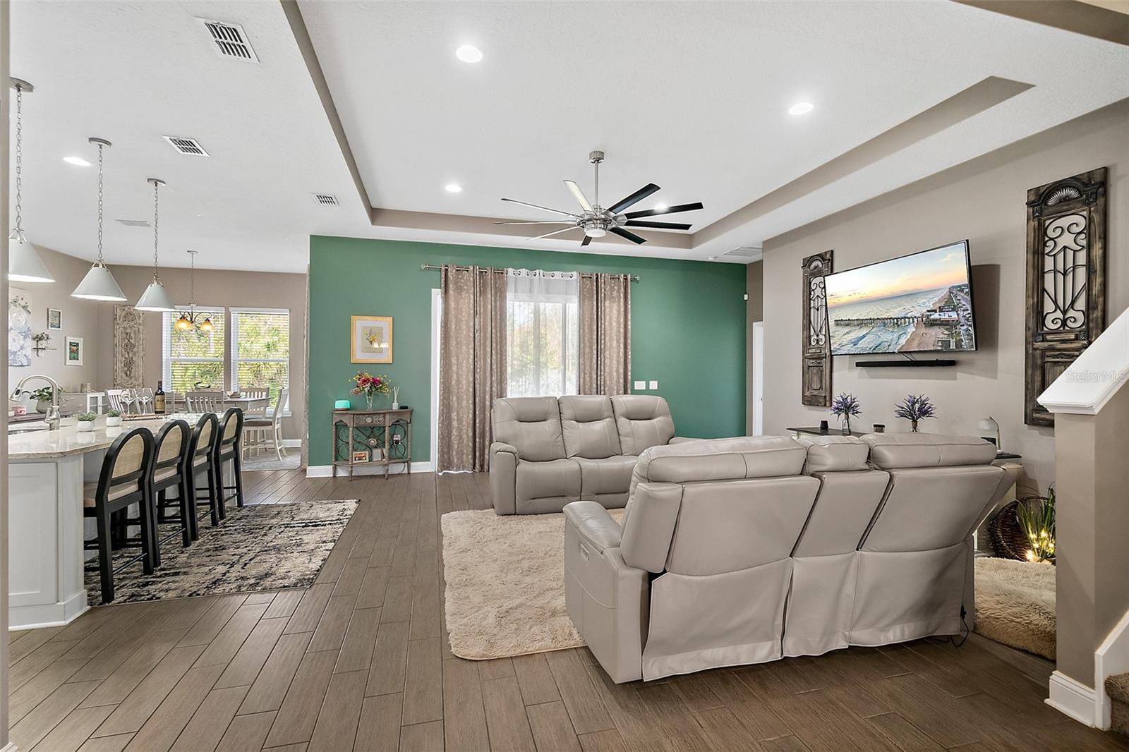 ASHFORD LAKES ESTATES - Residential