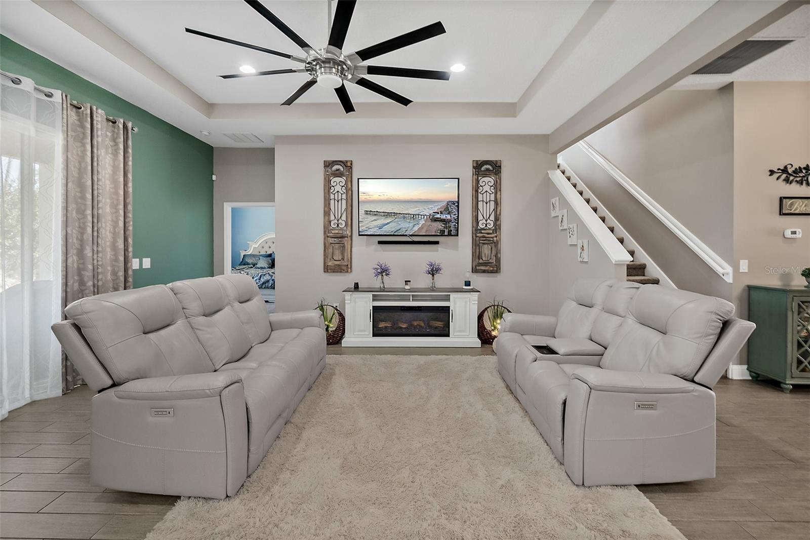 ASHFORD LAKES ESTATES - Residential