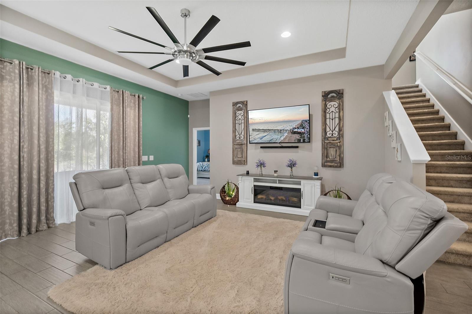 ASHFORD LAKES ESTATES - Residential