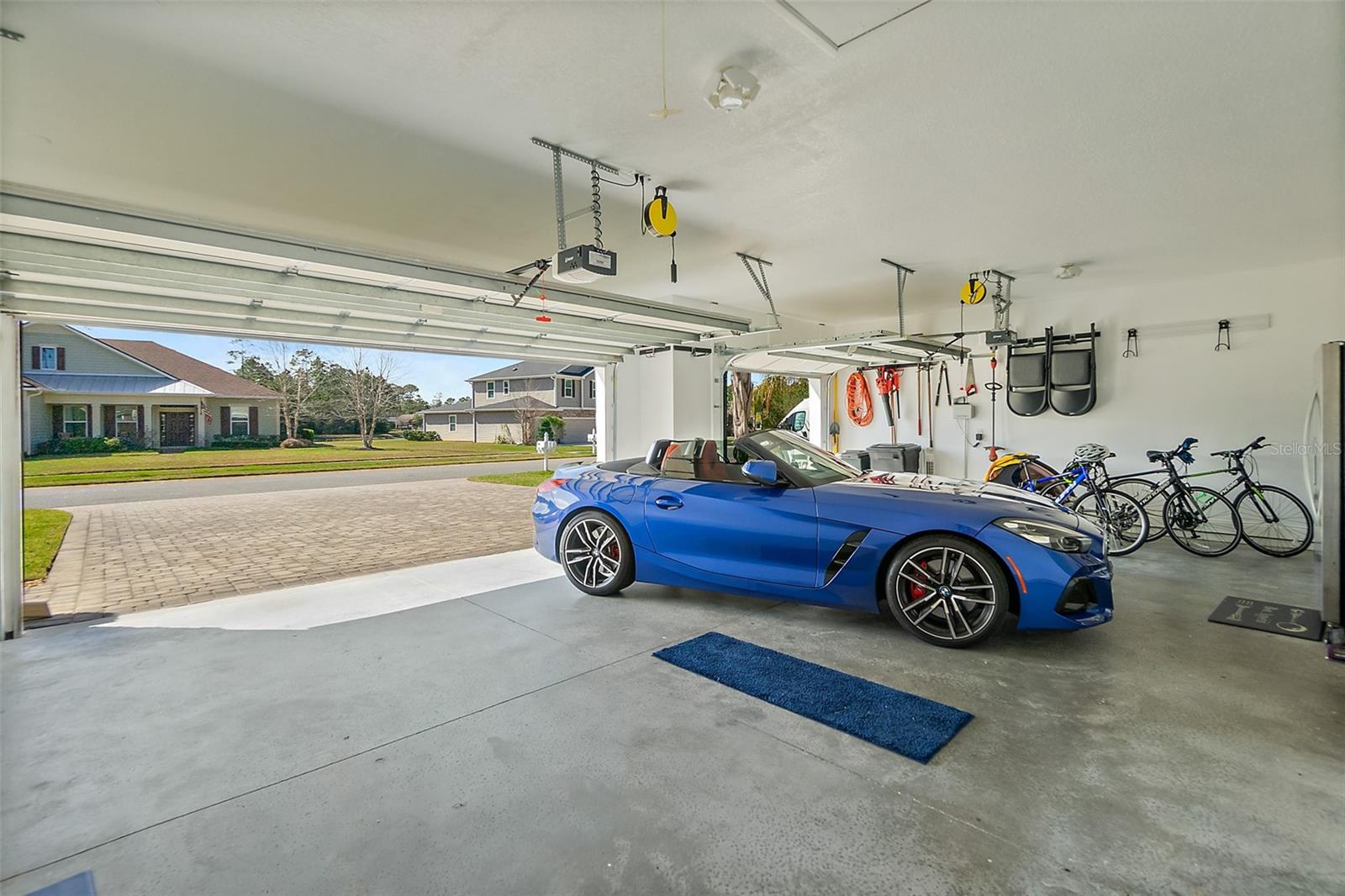 ASHFORD LAKES ESTATES - Residential