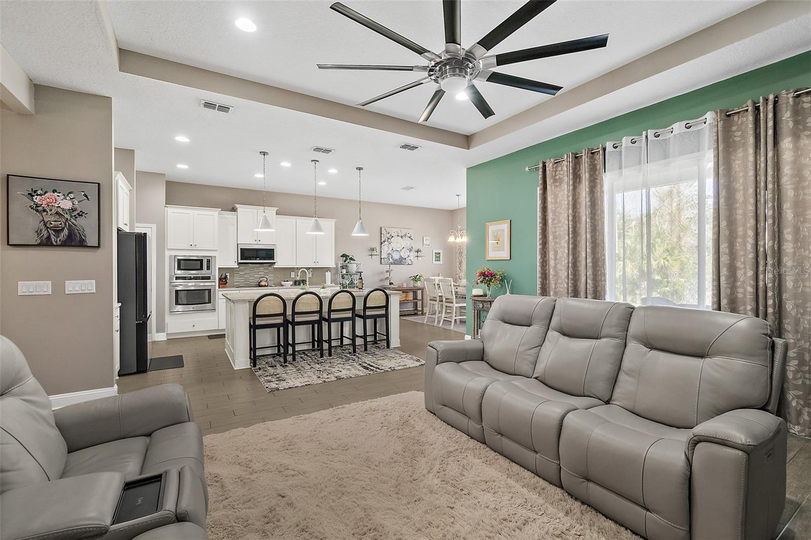 ASHFORD LAKES ESTATES - Residential