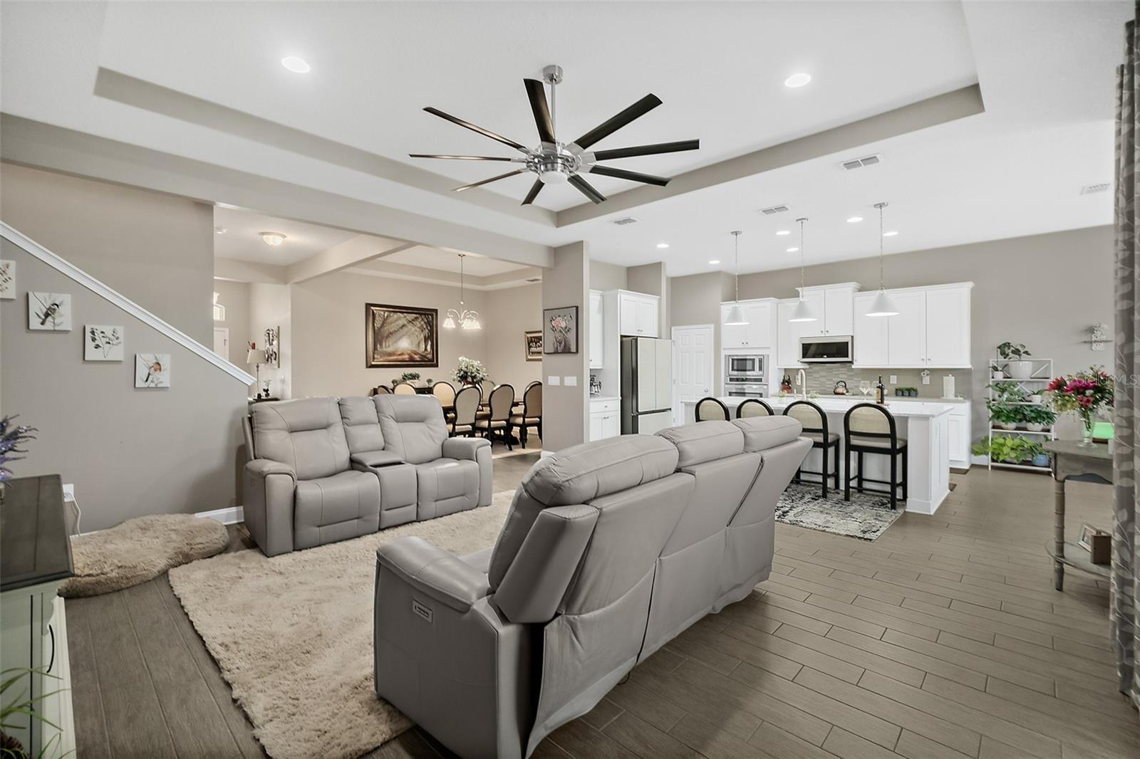 ASHFORD LAKES ESTATES - Residential