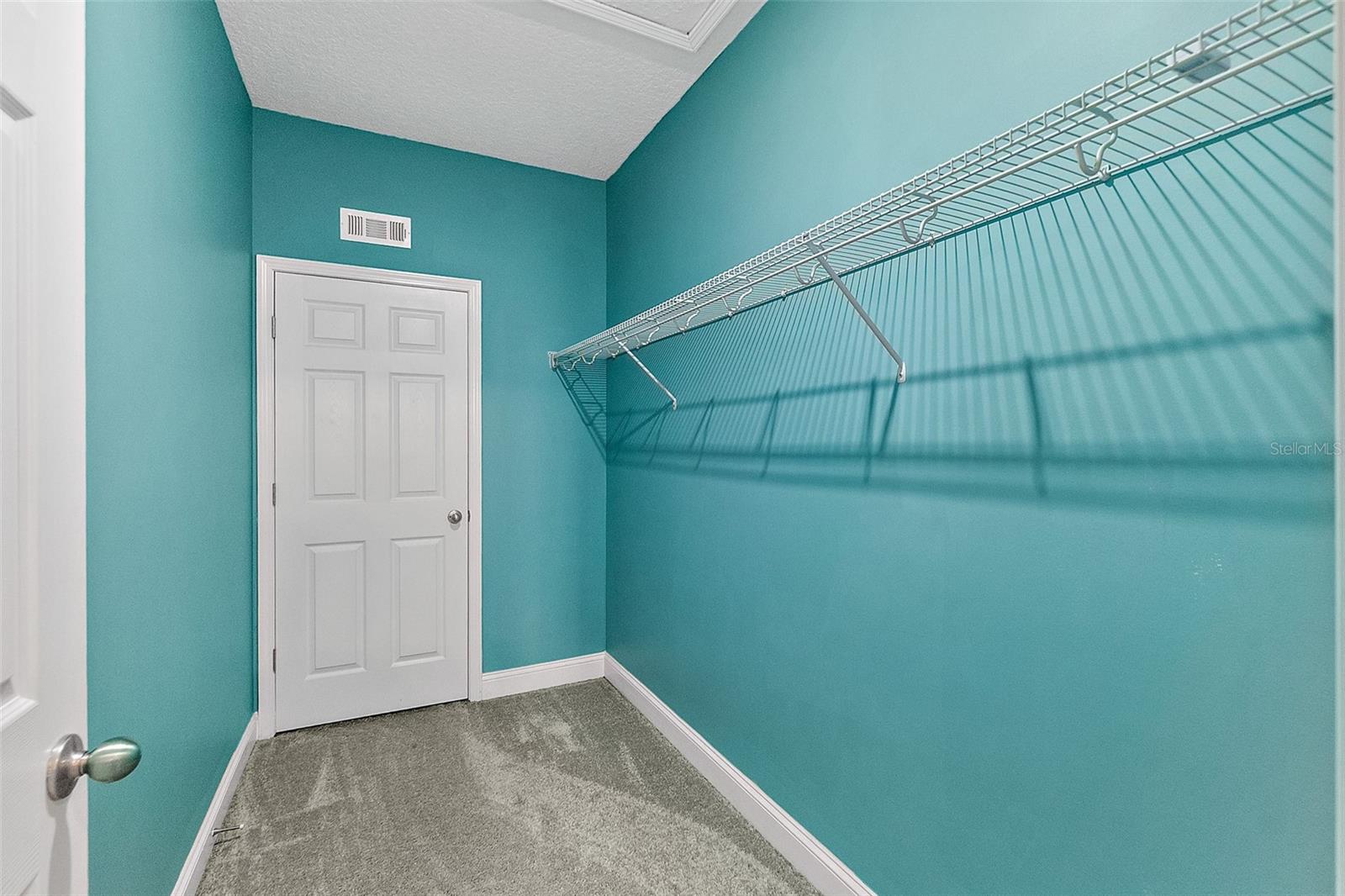 ASHFORD LAKES ESTATES - Residential