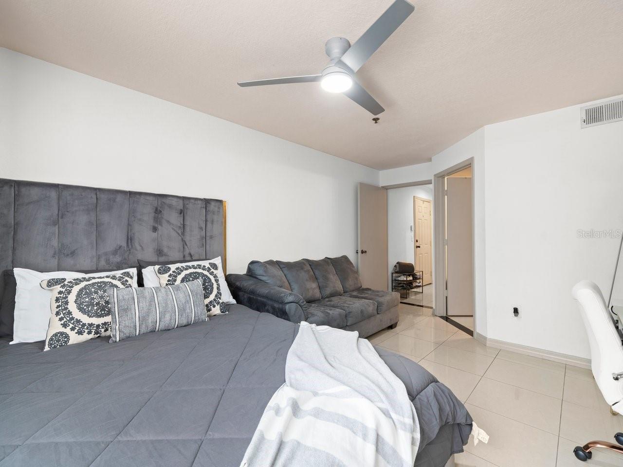 THE FALLS AT NEW TAMPA A CONDO - Residential