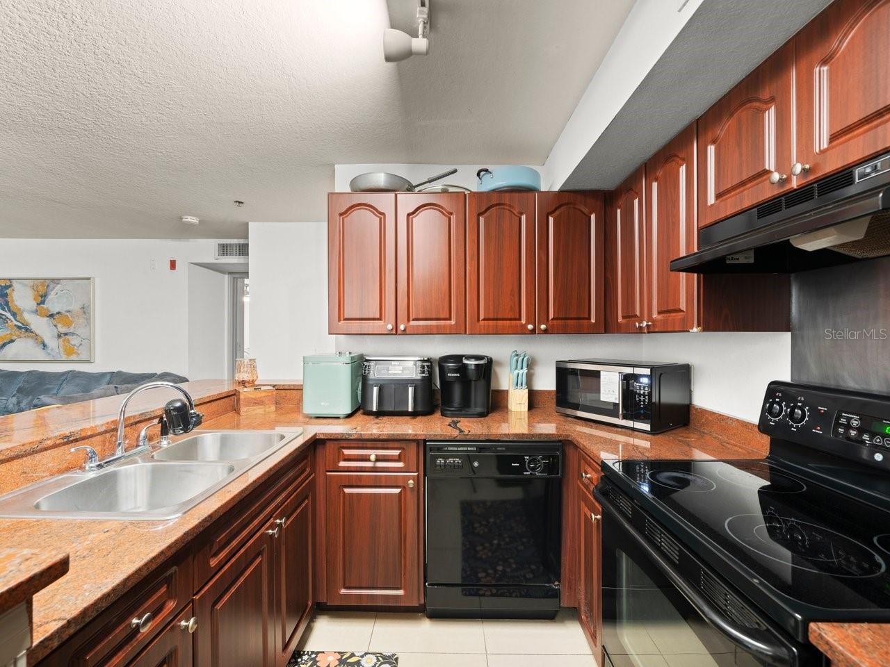 THE FALLS AT NEW TAMPA A CONDO - Residential