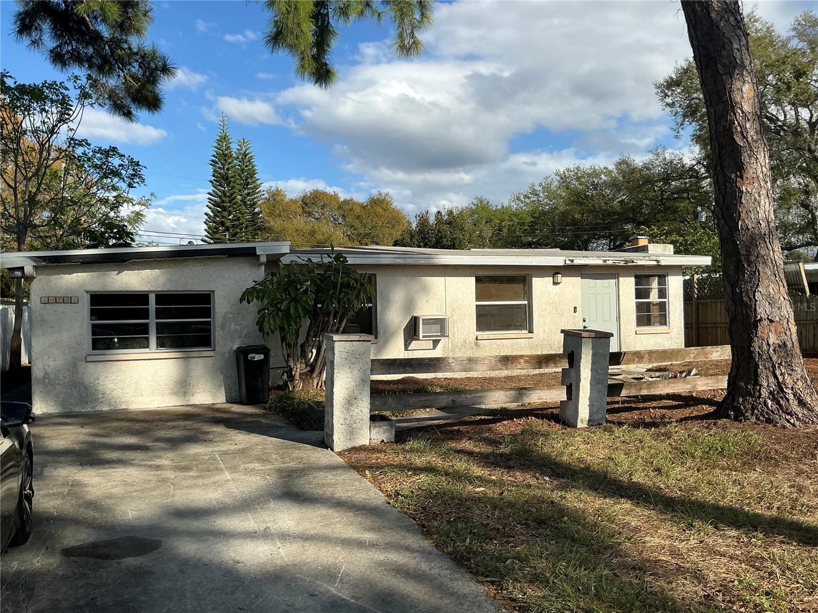 SEMINOLE GARDENS - Residential