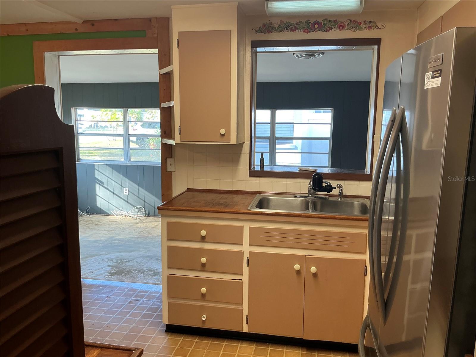 SEMINOLE GARDENS - Residential