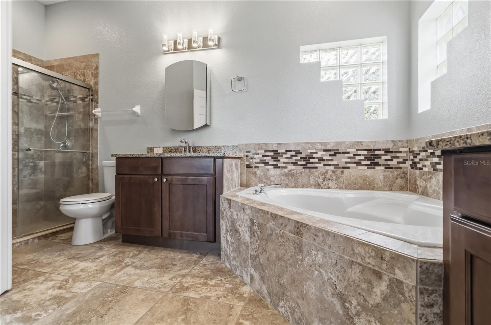 GLENN LAKES PH 3 - Residential