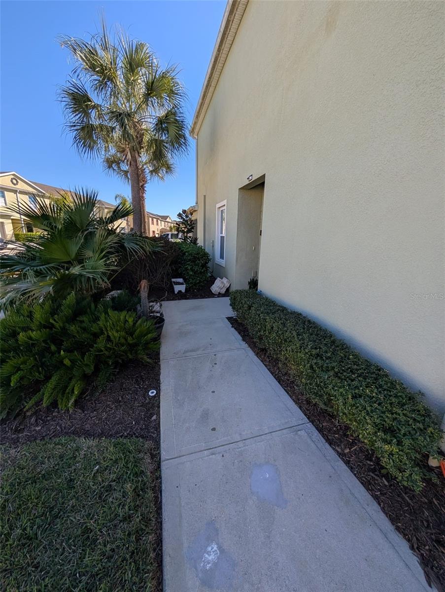 273 ARBOR LAKES DRIVE