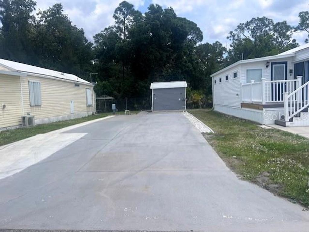 Photo of 1723 E Manatee Loop, Punta Gorda, FL 33950 (MLS # C7525336)