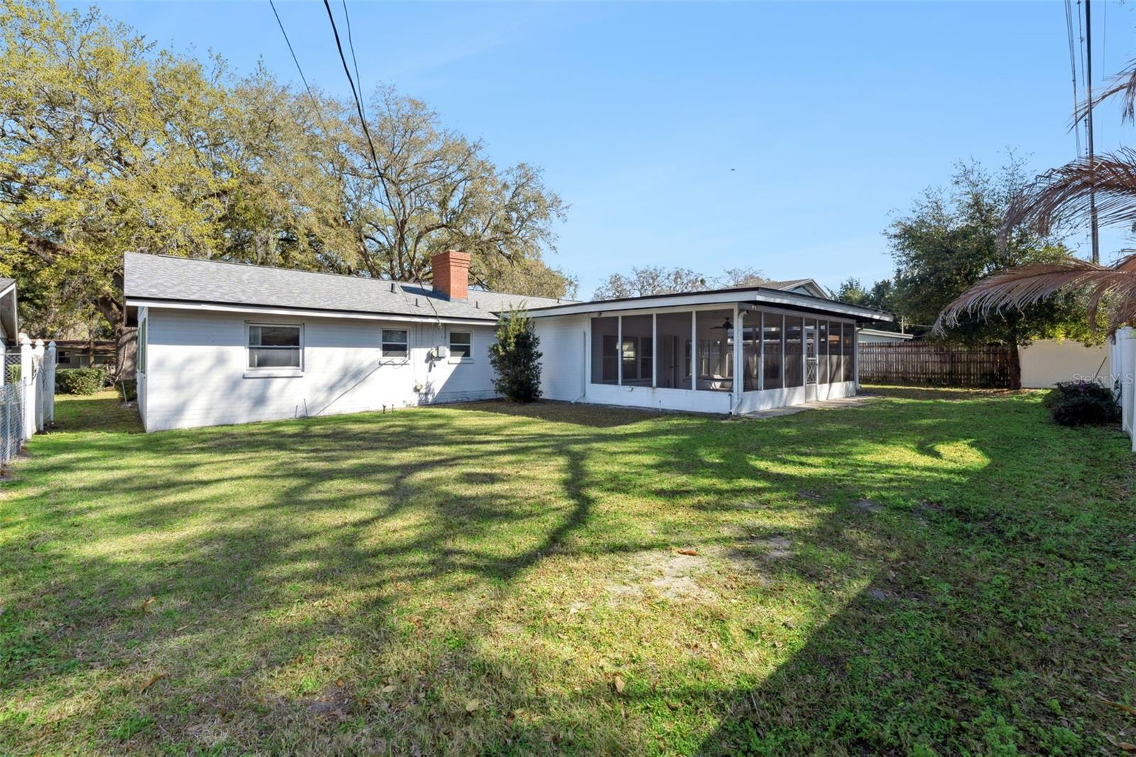 BEL AIR HILLS - Residential