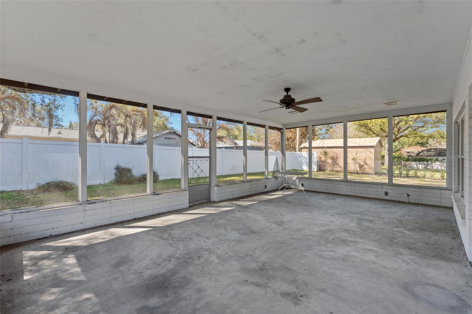 BEL AIR HILLS - Residential