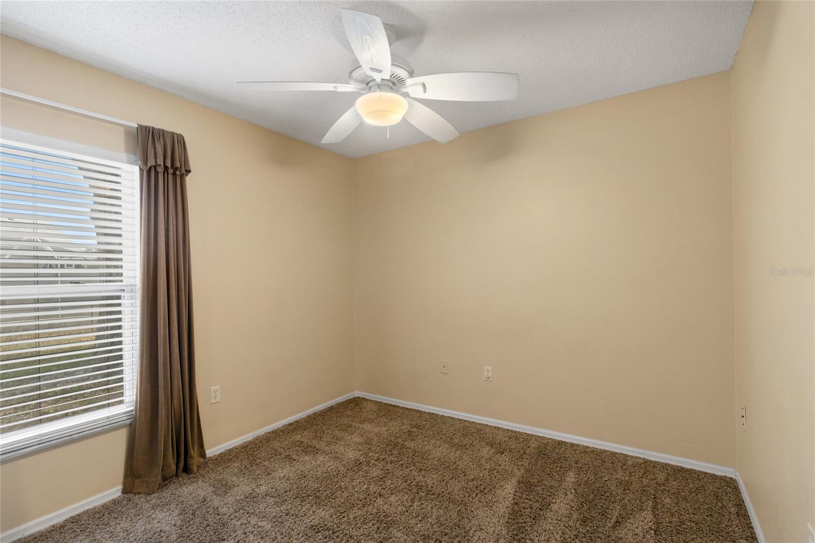 BEACON WOODS EAST - Residential