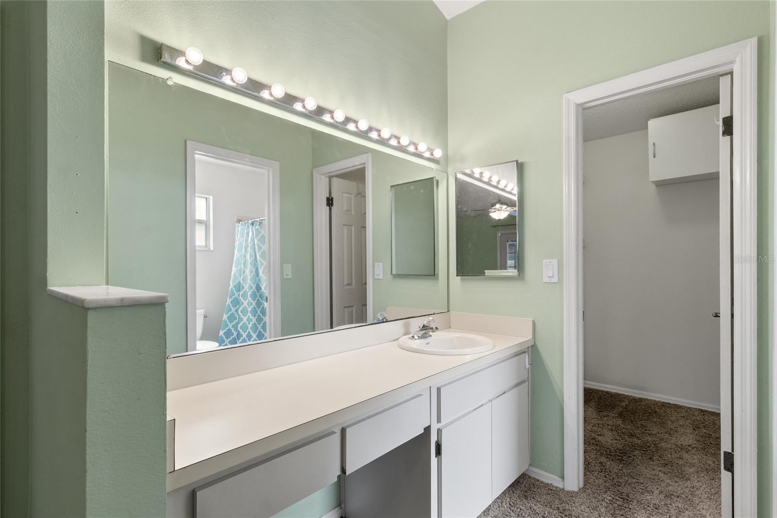 BEACON WOODS EAST - Residential