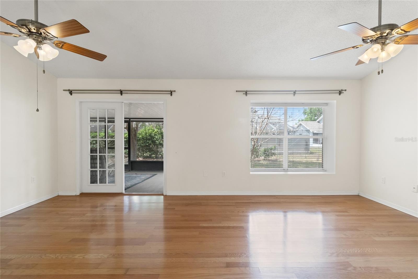 BEACON WOODS EAST - Residential