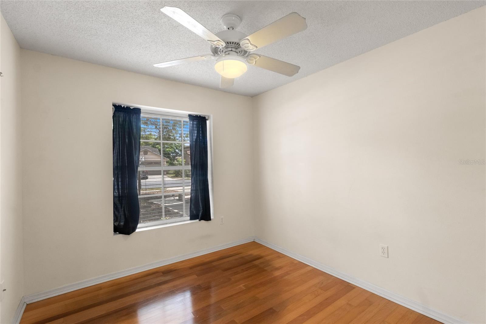 BEACON WOODS EAST - Residential