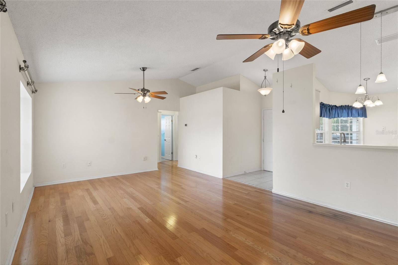 BEACON WOODS EAST - Residential