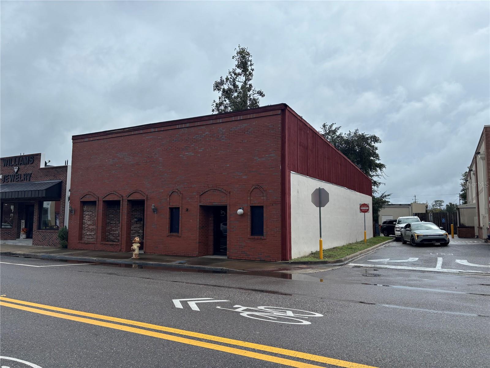 144 W CALL STREET