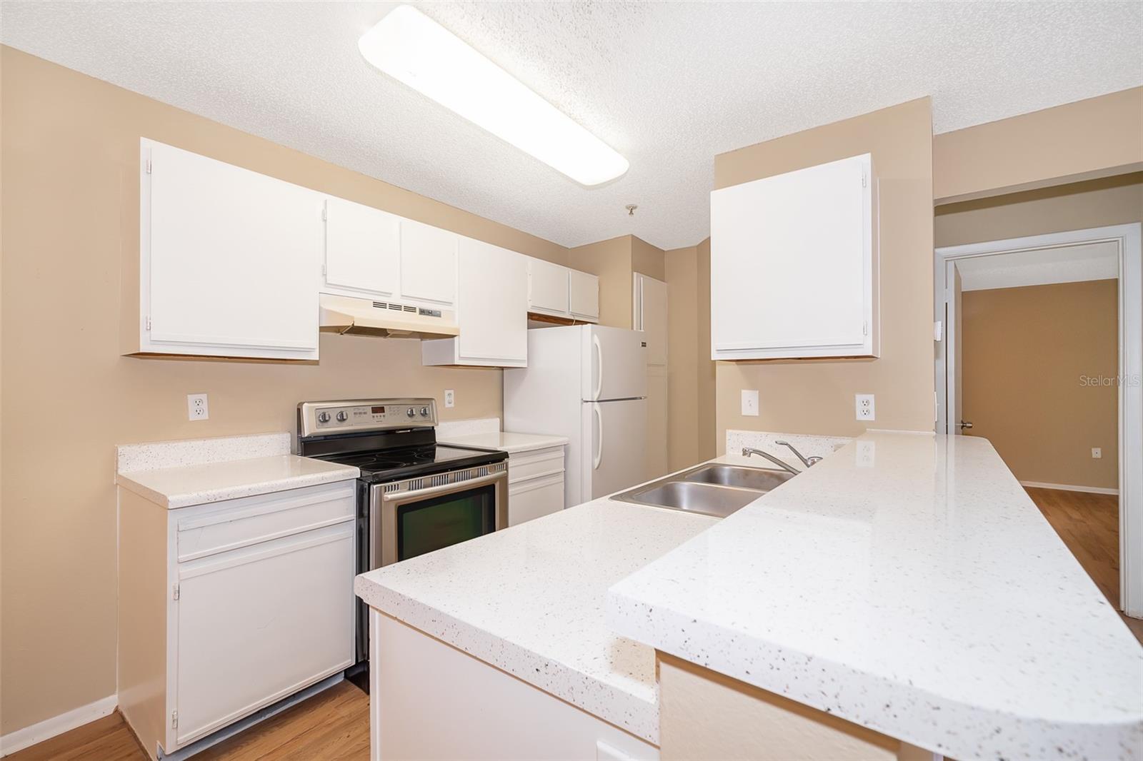 LANDING A CONDO - Residential Lease