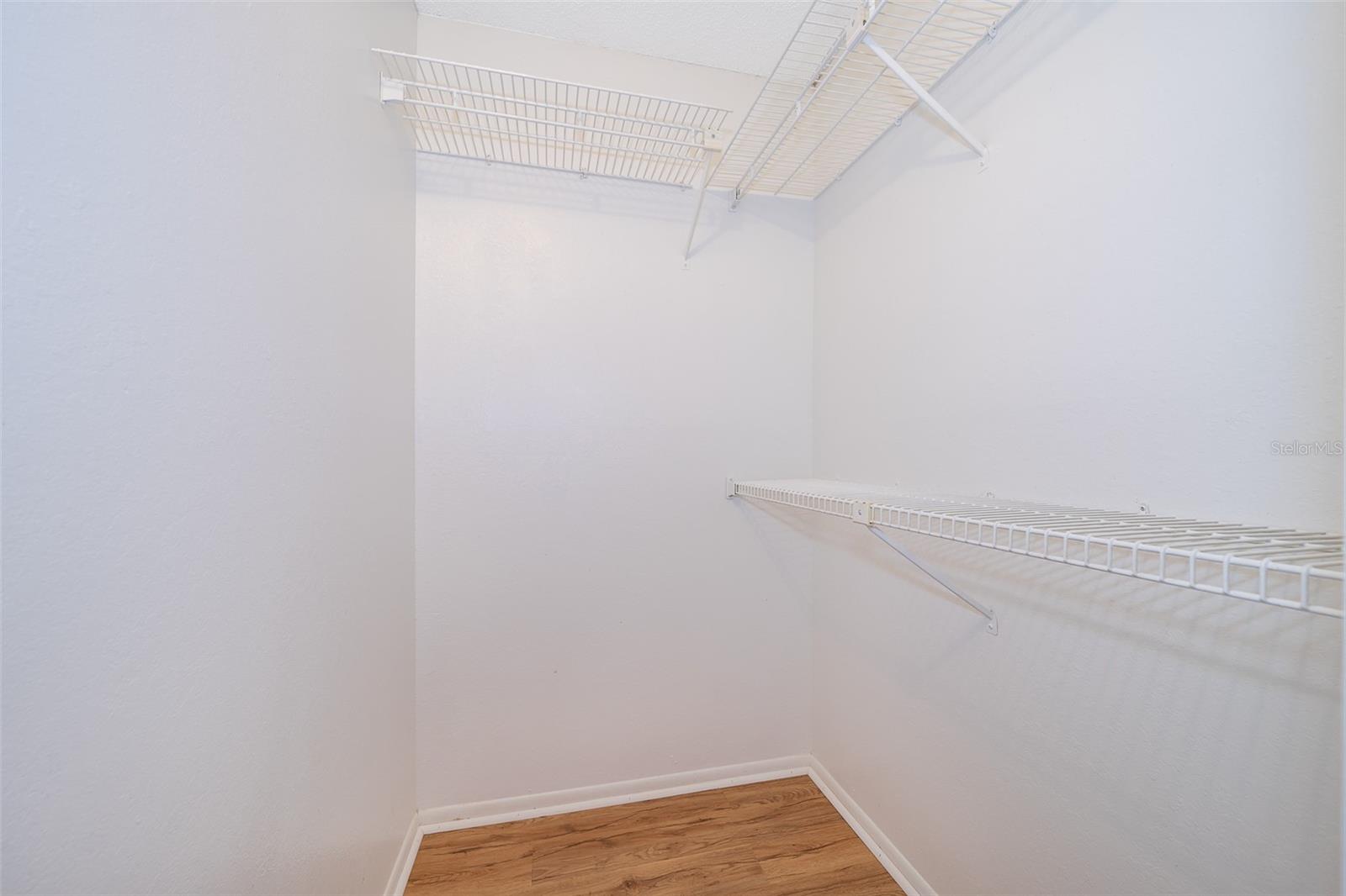 LANDING A CONDO - Residential Lease