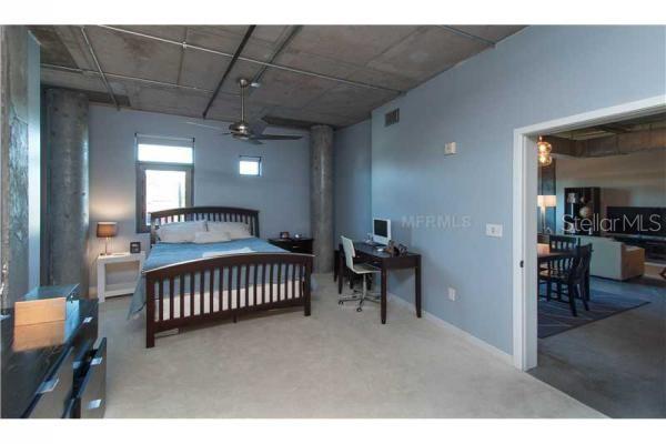 10 N SUMMERLIN AVENUE 41