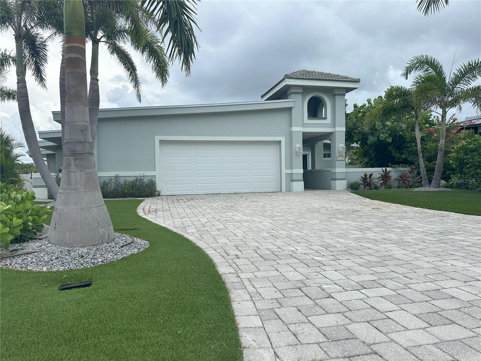 PARADISE ISLAND - Residential