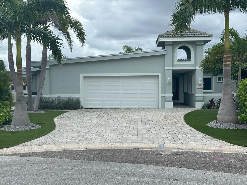 Photo of 10103 Tarpon Drive, Treasure Island, FL 33706 (MLS # TB8418644)