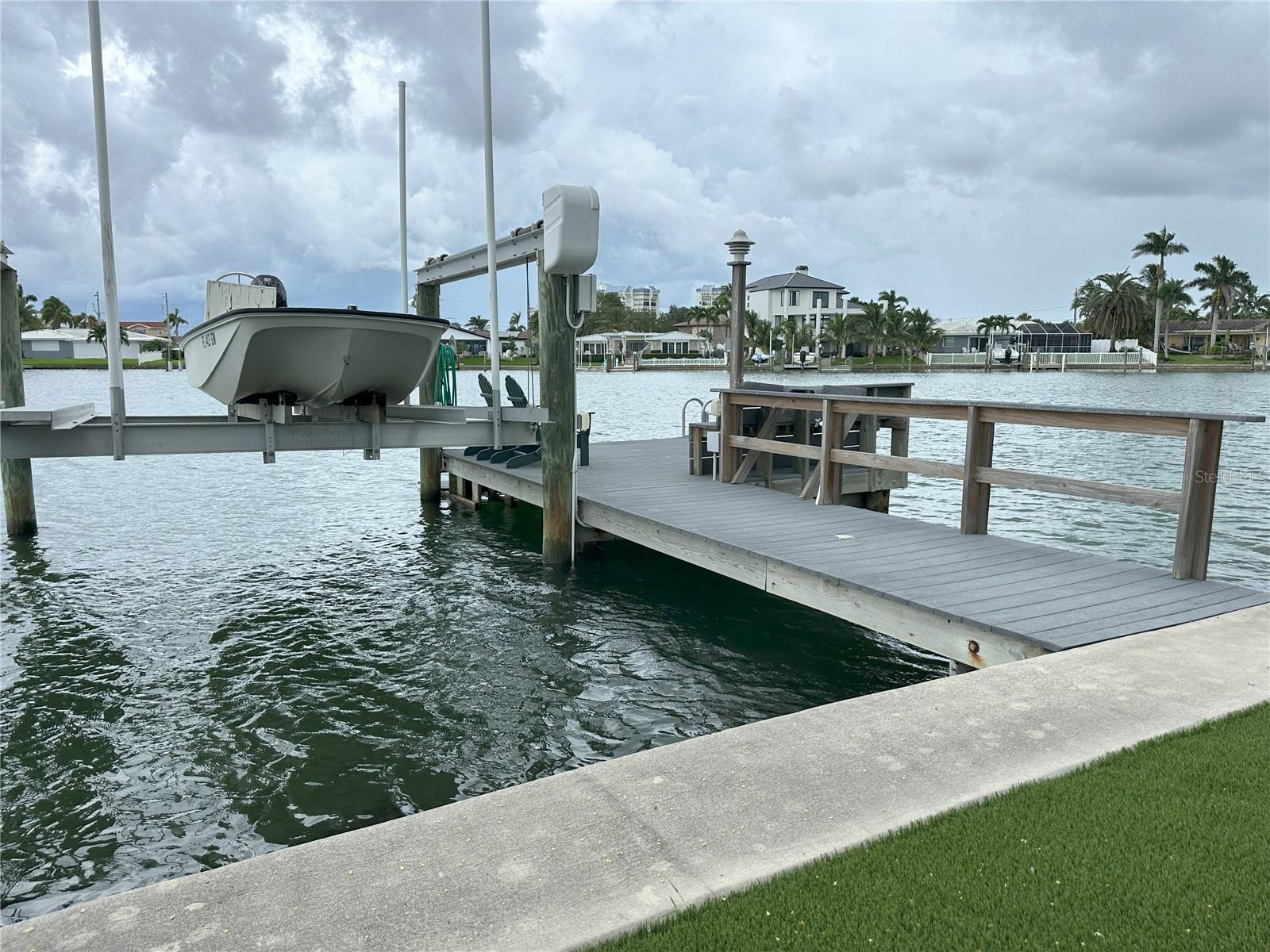 PARADISE ISLAND - Residential