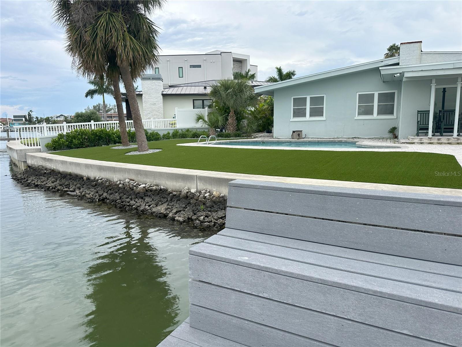 PARADISE ISLAND - Residential