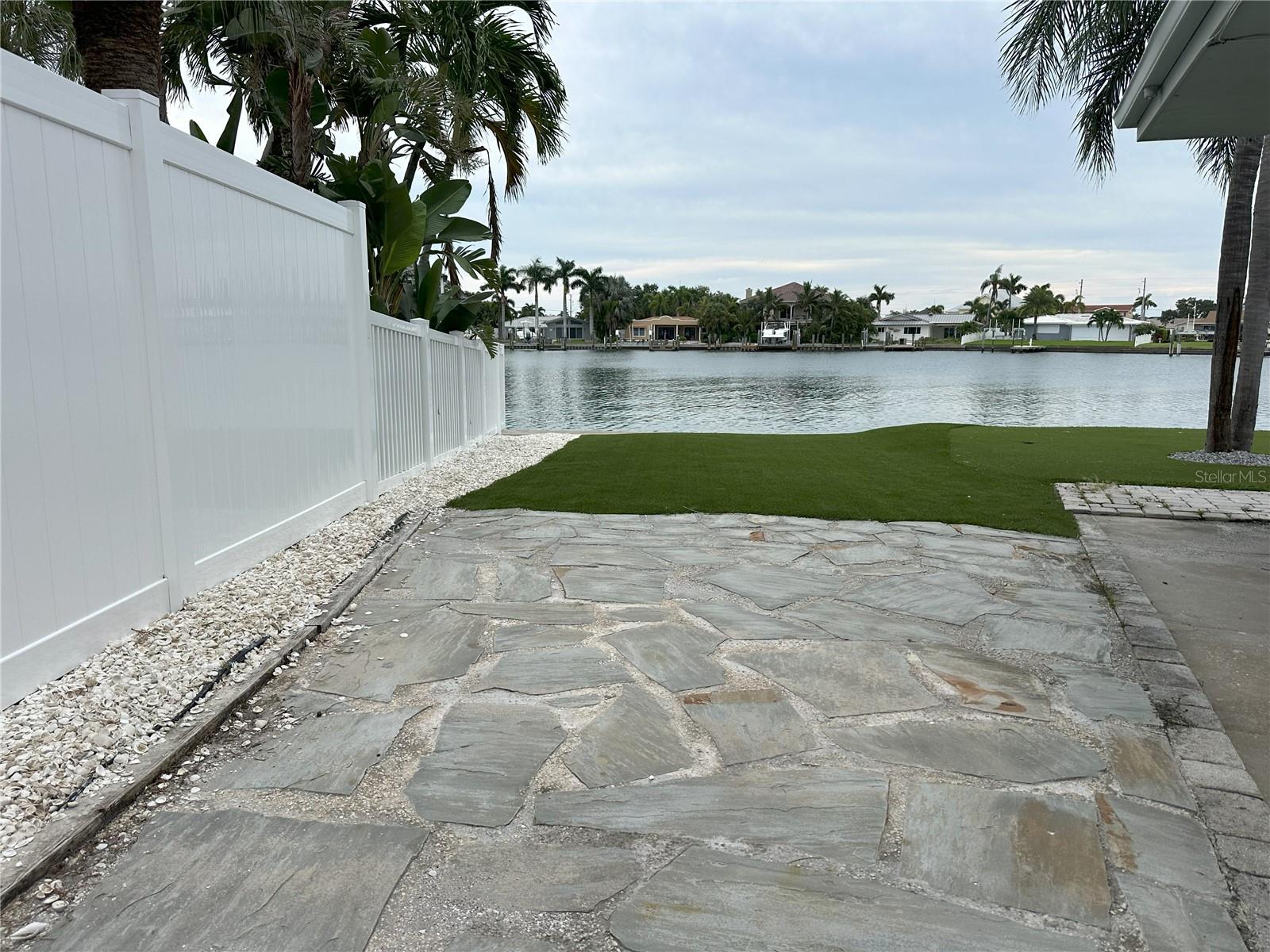 PARADISE ISLAND - Residential