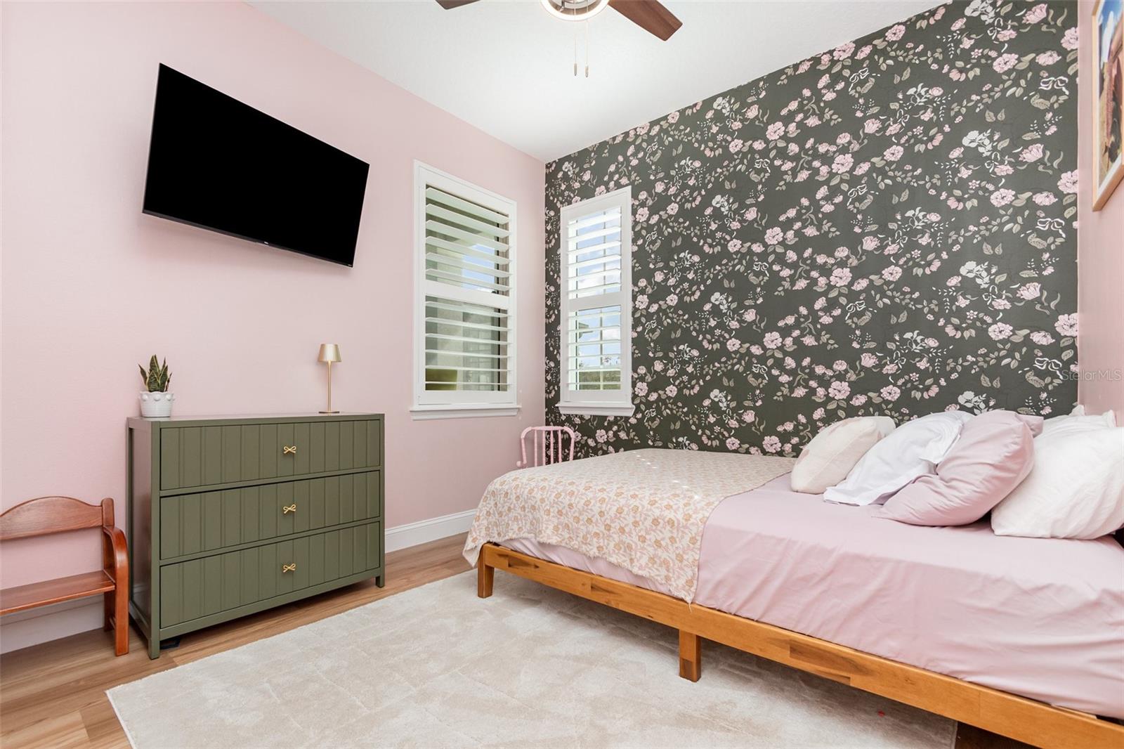 VICTORIA HILLS - Residential