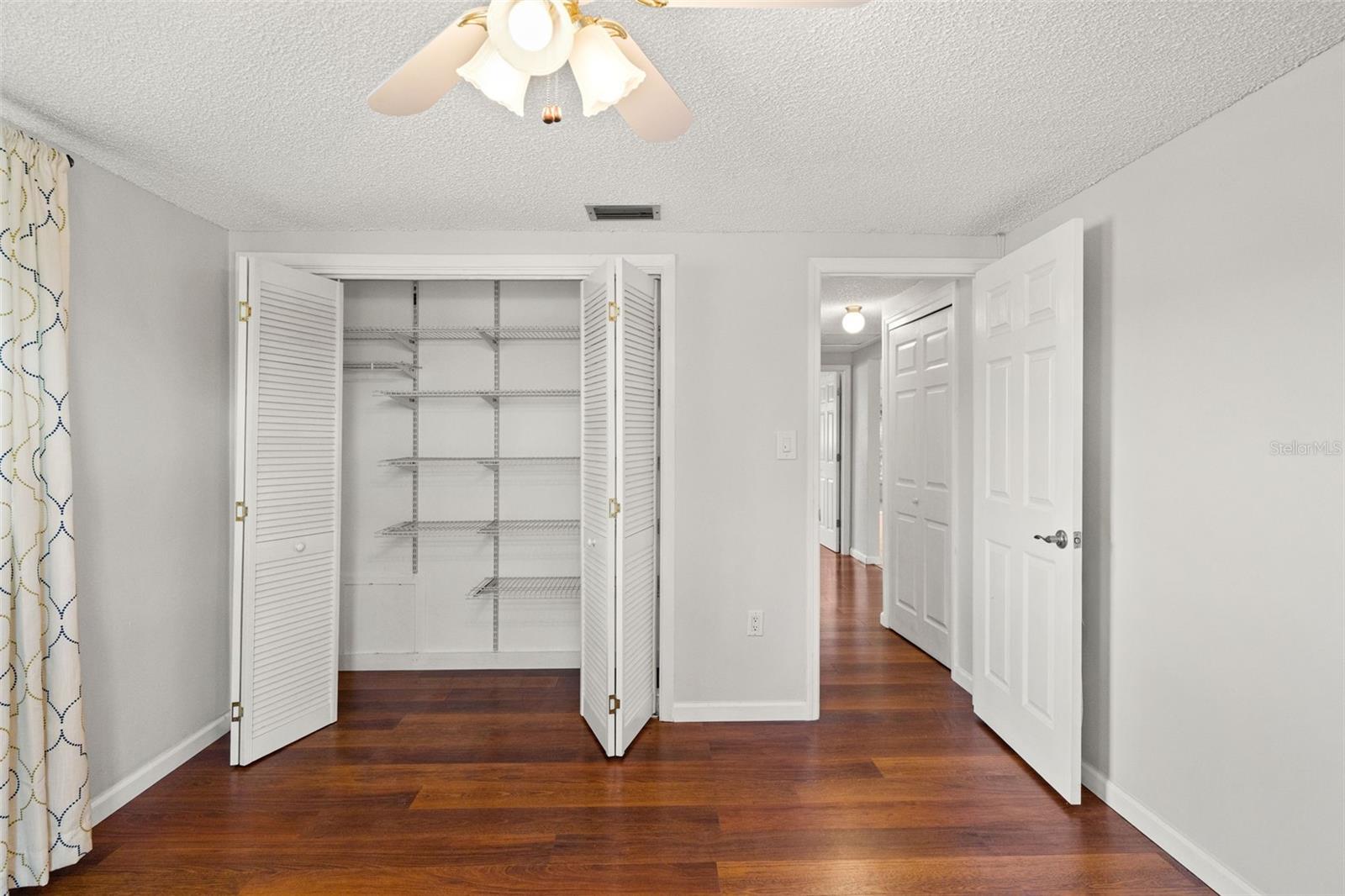 EMBASSY HILLS - Residential