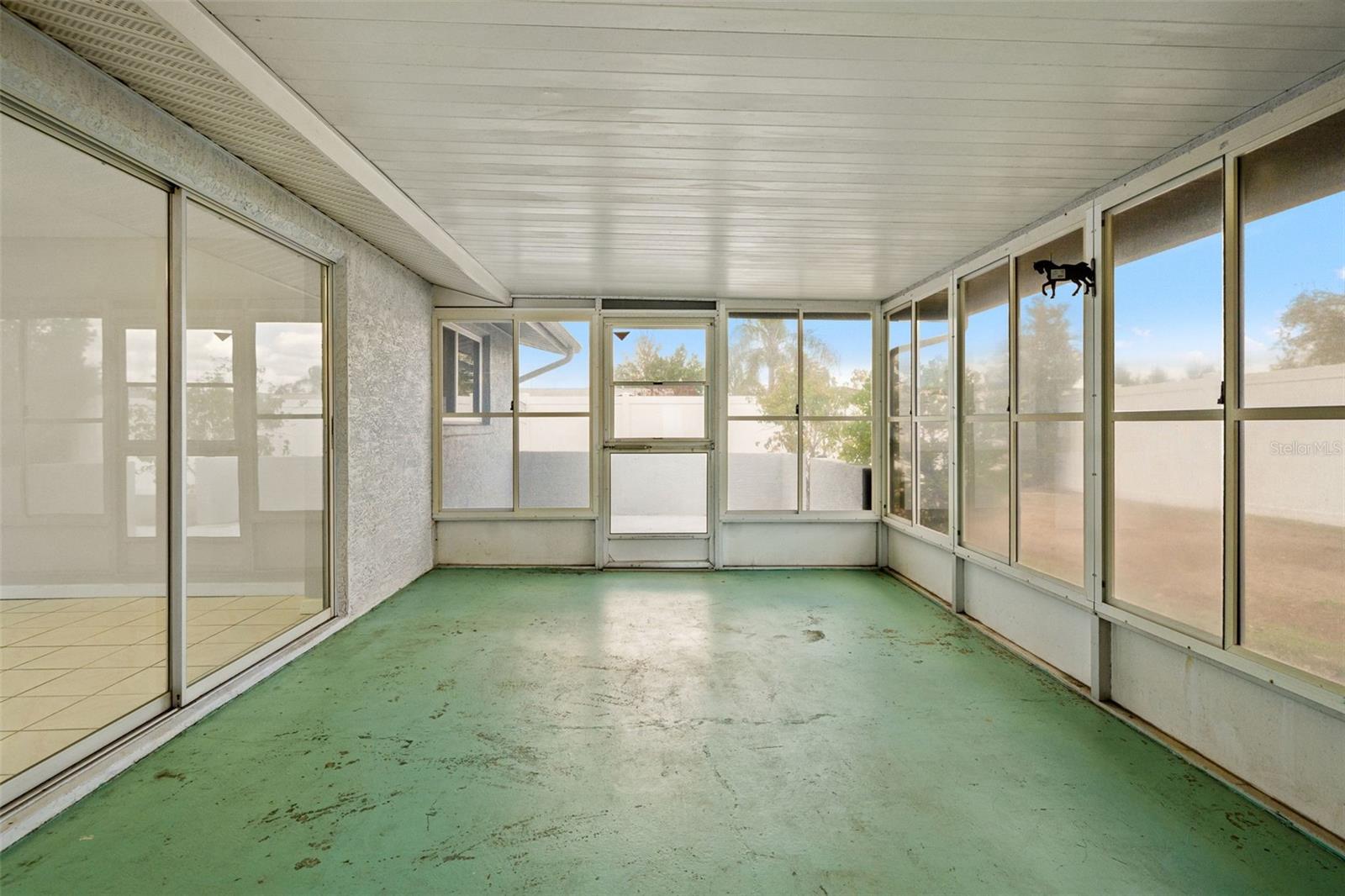 EMBASSY HILLS - Residential