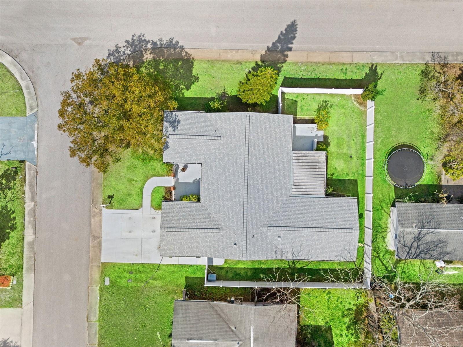 EMBASSY HILLS - Residential