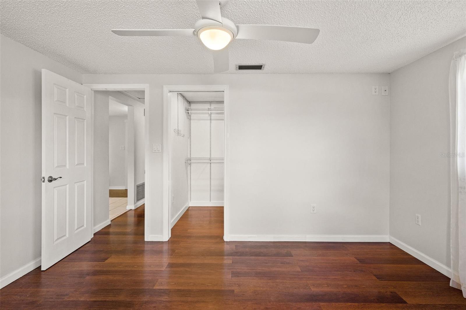 EMBASSY HILLS - Residential