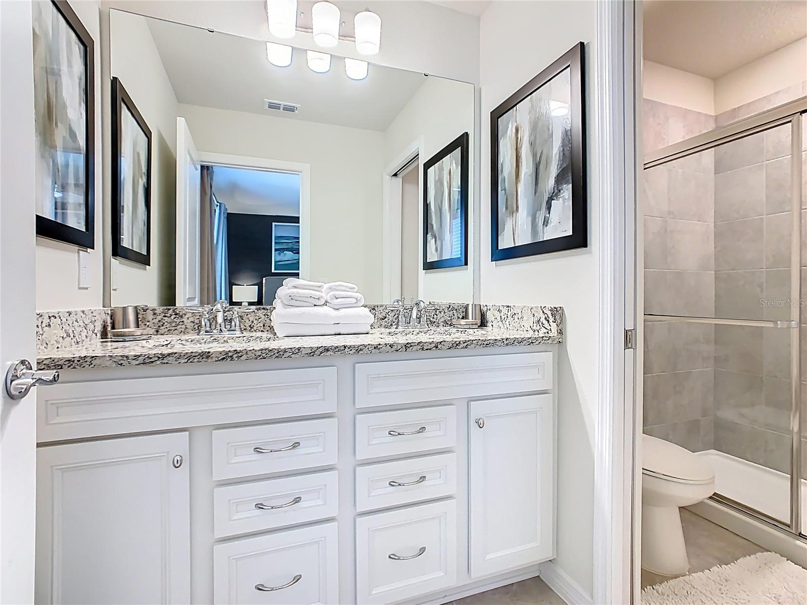 WINDSOR ISLAND RESIDENCE PH 3 - Residential