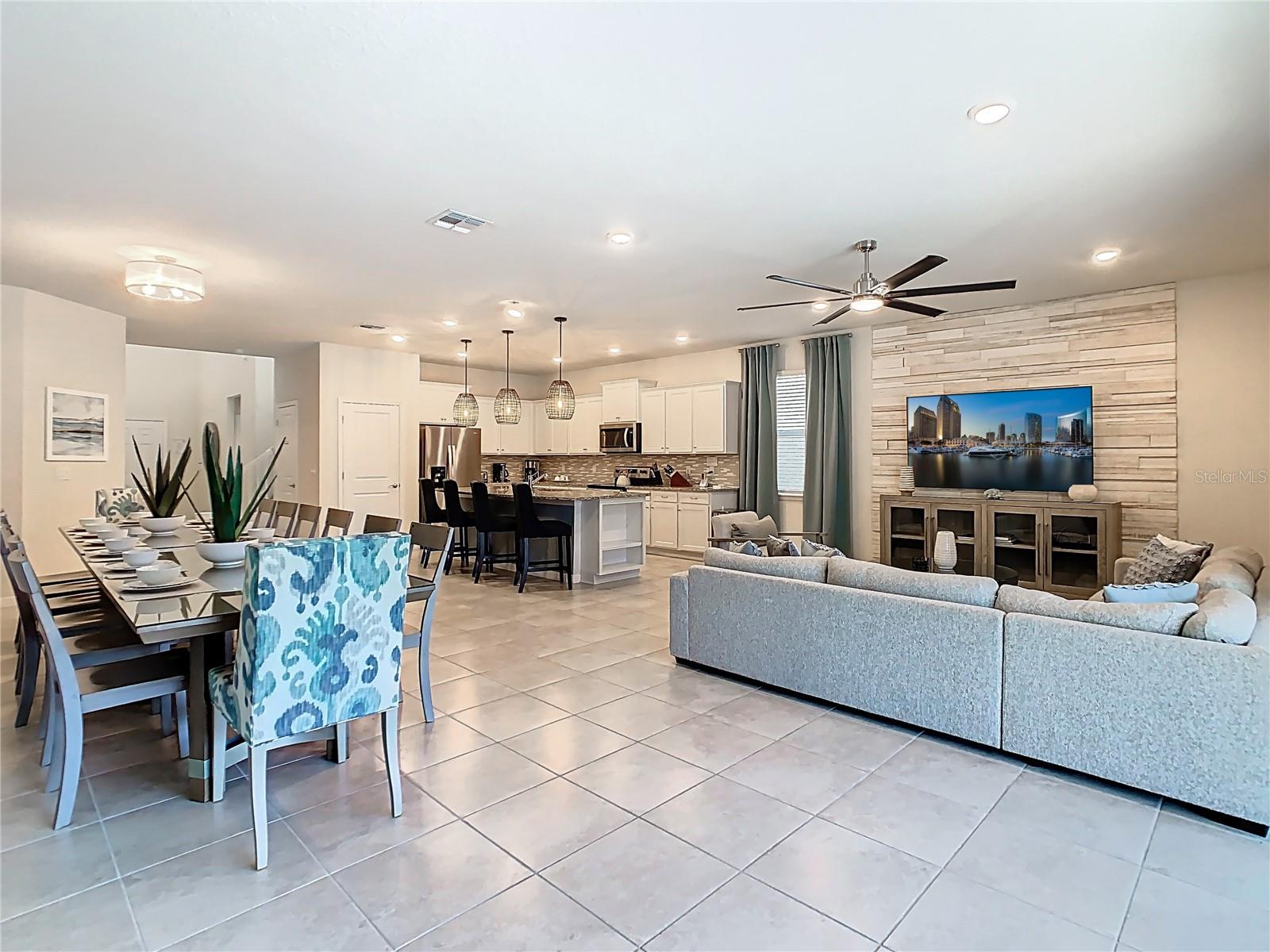 WINDSOR ISLAND RESIDENCE PH 3 - Residential