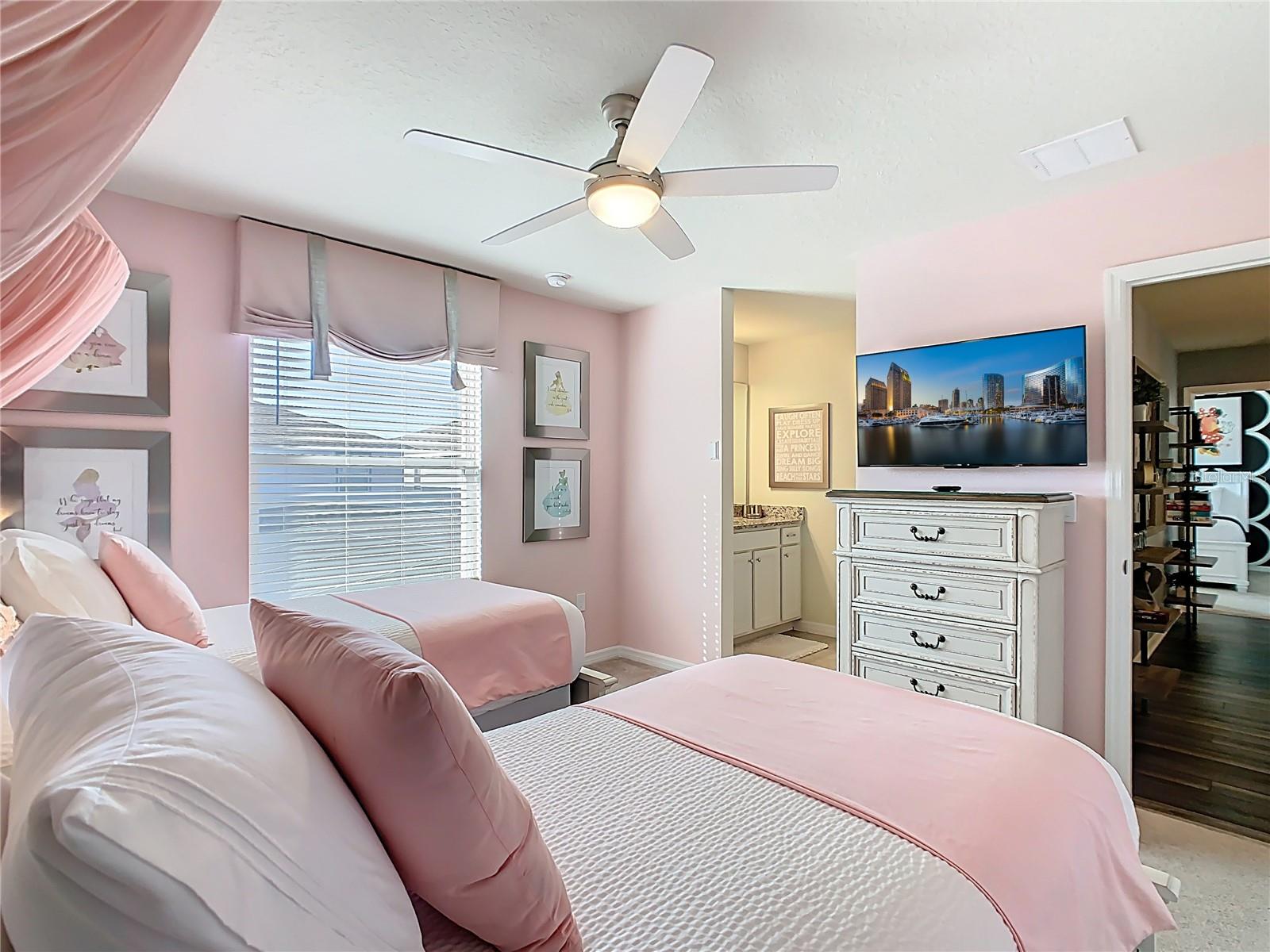 WINDSOR ISLAND RESIDENCE PH 3 - Residential