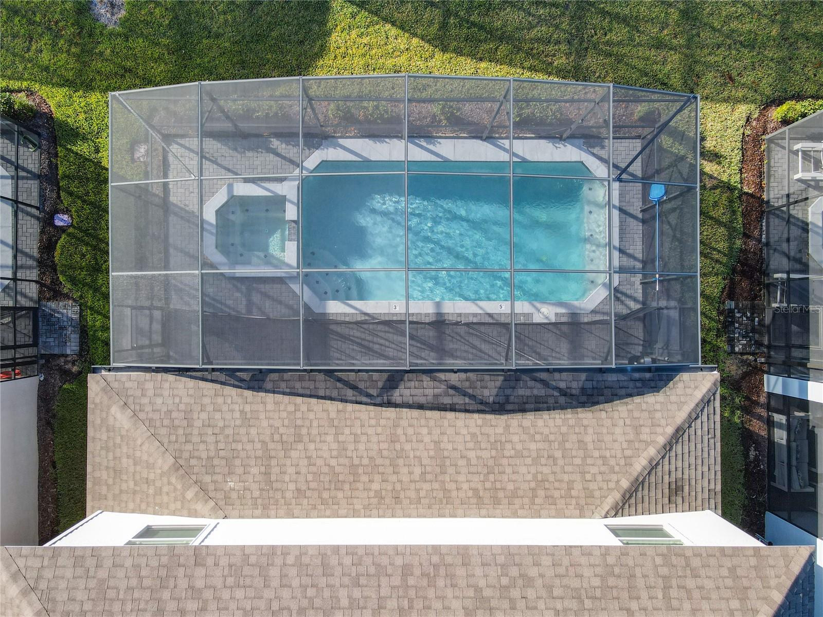 WINDSOR ISLAND RESIDENCE PH 3 - Residential