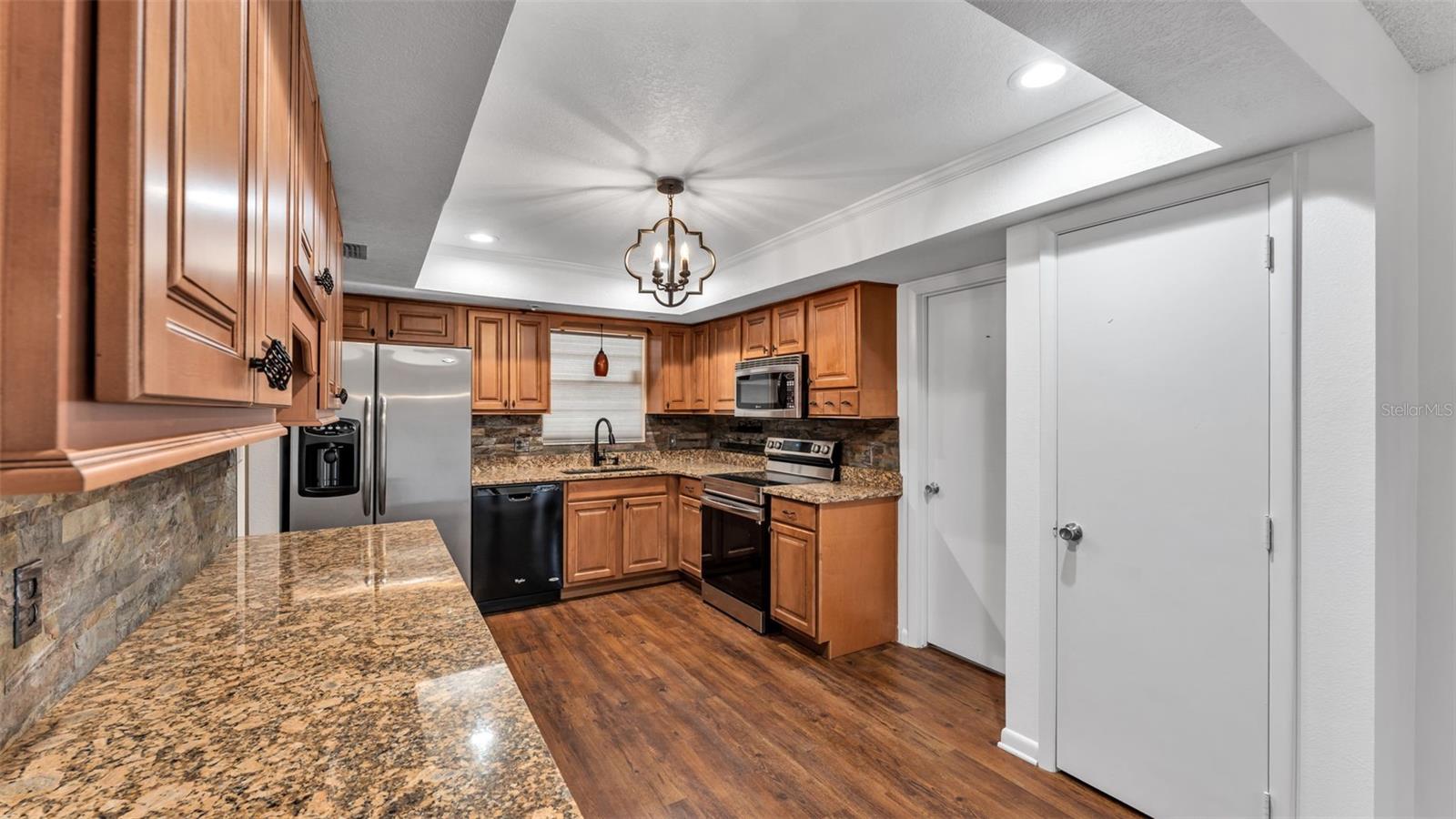 VILLASTHE 02 - Residential